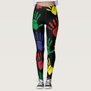 Fertigen Sie buntes Handprints besonders an Leggings