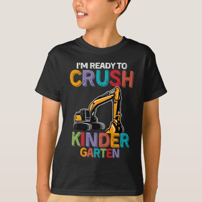 Fertigstellung des Kindergartenbaufahrzeugs T-Shirt (Vorderseite)