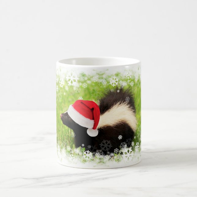 Festgestreiftes Skunk Weihnachten Kaffeetasse (Mittel)