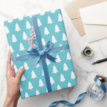 Festival Radiance Blue White Christmas Tree Muster Geschenkpapier<br><div class="desc">Modernes und einfaches Weihnachtspapier mit weißem Weihnachtsbaummuster auf einem strahlend blauen Hintergrund,  stilvolles skandinavisches Weihnachtsverpackungspapier für all Ihre Weihnachtsgeschenke. Exklusiv für Sie von Happy Dolphin Studio entworfen!</div>