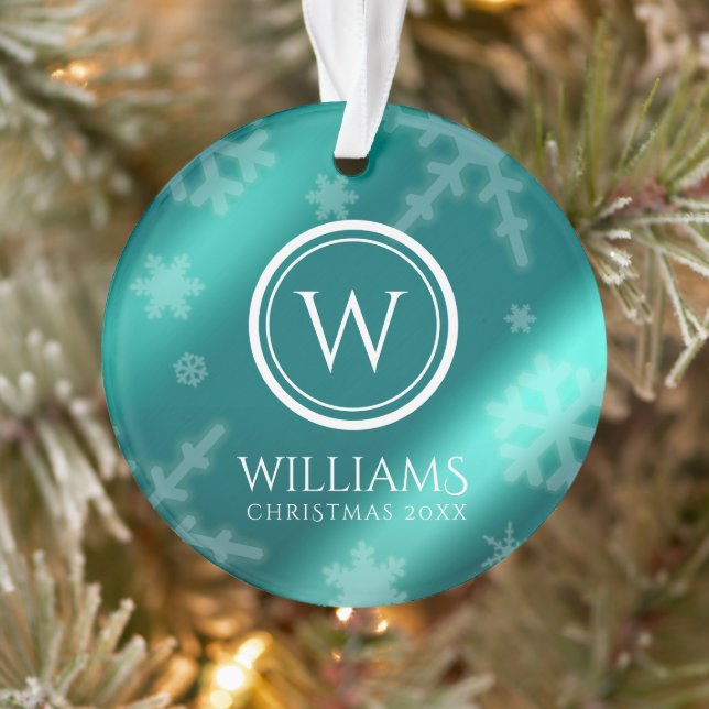 Festivals Light Blue Foil Snowflakes Monogram Name Ornament (Baum)