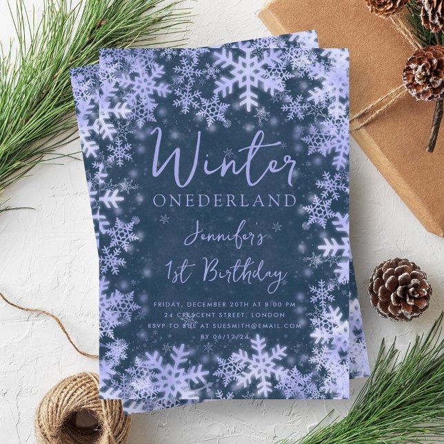 Festivals Navy Blauer Winter ONEDERLAND 1. Geburts Einladung (Festive Navy Blue Winter ONEDERLAND 1st Birthday Invitation)