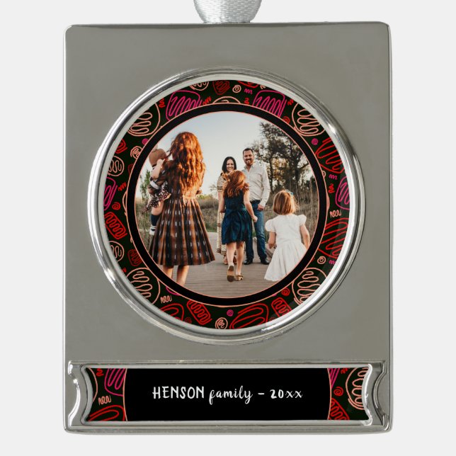 Festivals Rotes Weihnachtsfest in einer Reihe Weih Banner-Ornament Silber (Vorderseite)