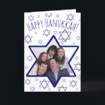 Festivals Spaß Star von David Foto Rahmen Hanukkah Feiertagskarte<br><div class="desc">Diese lustige Karte ist ein wunderbarer Weg, um Ihren Freunden und Familie ein Happy Hanukkah zu wünschen. Ein festliches Design mit einem Star of David, der eigentlich ein Foto-Rahmen ist, in dem man ein Bild hochladen kann. Im Hintergrund sind kleine Sterne von David zu sehen, die an Schneeflocken erinnern. Niedliche...</div>