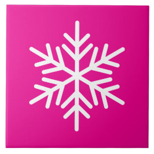 Festivalweißer Schneeflocken auf Pfefferminzrosa Fliese