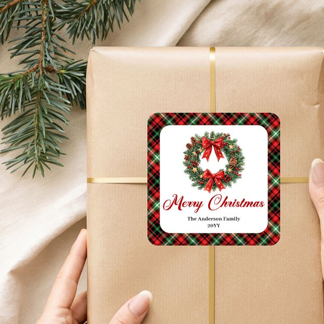 Festive Christmas Wreath Red Green Plaid Labels Quadratischer Aufkleber (Festive Christmas Wreath Red Green Plaid Label)