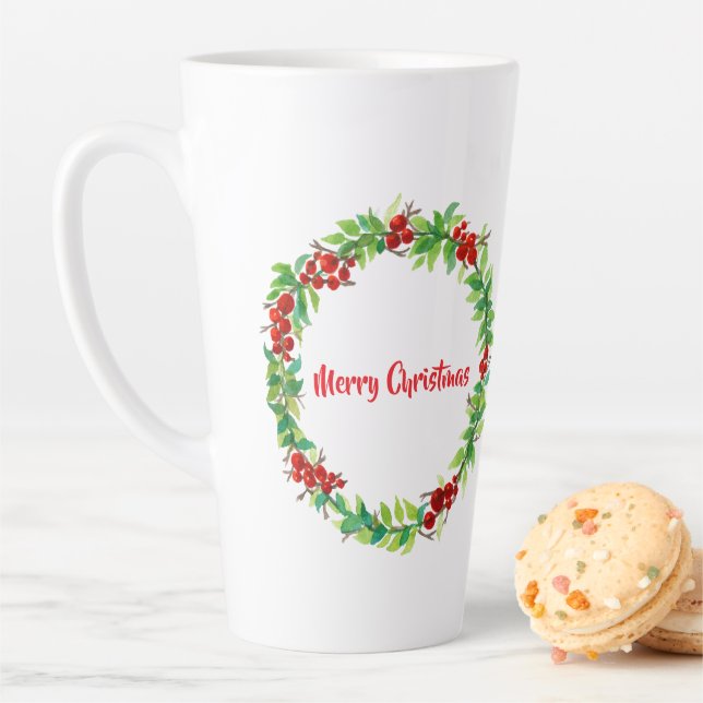 Festive Christmas wreath with red berries Milchtasse (Beispiel)