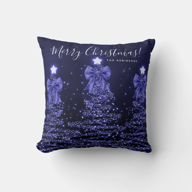 Festive Holiday Navy Christmas Trees Name  Kissen (Vorderseite)