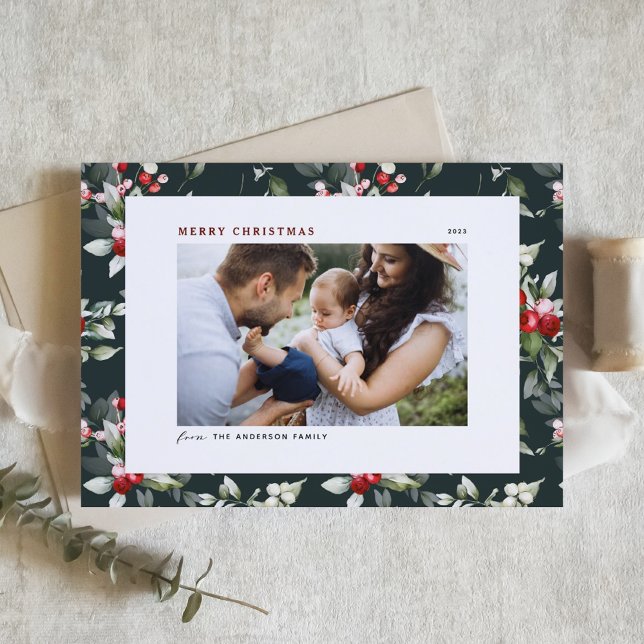 Festive Holly Pattern Frohe Weihnachten Foto (Von Creator hochgeladen)