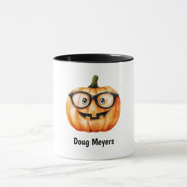 Festive Pumpkin Halloween Personalized Name Tasse (Zentrum)