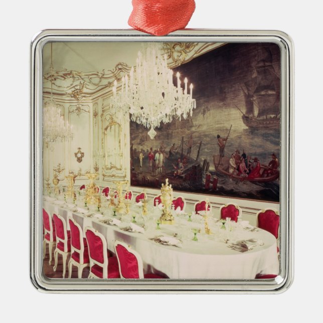 Festlich bewirtender Raum, Entwurf geplant von Silbernes Ornament (Vorne)