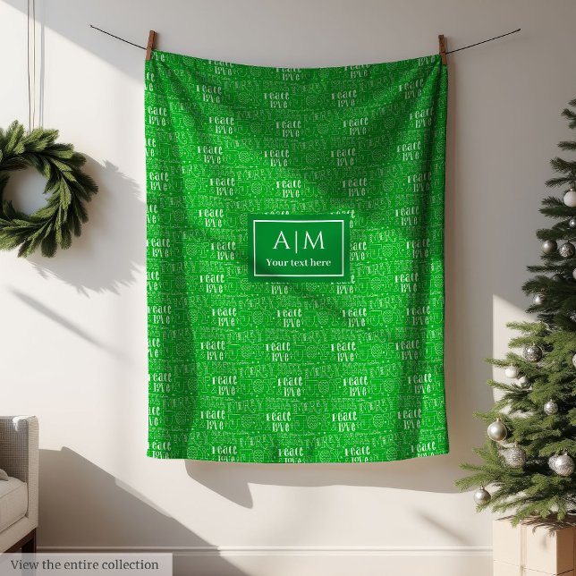 Festliche grüne Decke mit Weihnachtsschrift (Festive green blanket with Christmas lettering)
