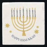 Festliche Menorah Candles Happy Hanukkah Steinuntersetzer<br><div class="desc">Imitate Goldfolie menorah Kerzen für Ihre Hanukka Feier. Whimsical menorah Illustration mit weißen Sternen bedeckte Himmelskerzen auf einem Imitat Gold menorah Kerzenständer. Menorah Sterne Hanukkah illustrierte Design Geschenke und Papierprodukte.</div>