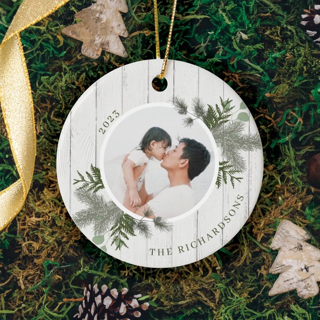 Festliche Pine & Rustikale Fotos aus weißem Holz Keramik Ornament (Festive Pine & Rustic White Wooden Shiplap Photos Ceramic Ornament)