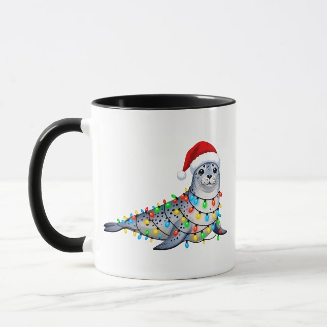 Festliche Robbe bedeckt mit Weihnachtslichtern Tasse (Links)