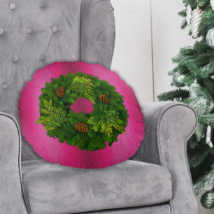 Festlicher Kiefernreath am rosa Weihnachten Rundes Kissen