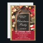 Festlicher Weihnachtsfest Weihnachten Party Red &  Einladung<br><div class="desc">Feierliche Weihnachtsfeiertage mit einer funkelnd goldenen Glitzer Glitzern und roten Geschenken mit Bögen umgeben eine schwarze Kalkwand auf rustikal braunem Holz. Die Details des Party sind in Weiß mit einem hellroten Hintergrund geschrieben. Dies ist die perfekte Urlaubs-/Weihnachts-/Wintereinladung!</div>