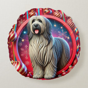 Festlicher zotteliger Hund mit Weihnachtsdekoratio Rundes Kissen