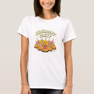 Festliches Frühstück mit Croissant-Designs T-Shirt