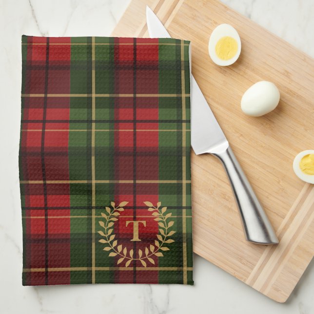 Festliches Rot und Grün-Tartan mit individuellem M Geschirrtuch (Viertel Falte)