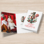 Festliches Weihnachtsnachtsnährungsmittel personal Karte<br><div class="desc">Weihnachts-Nutcracker mit einem Süßkarren,  roter Frohe Weihnachtstypografie und personalisierbarem Text.</div>