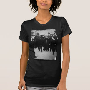 Festnahme eines Suffragette in London England c T-Shirt