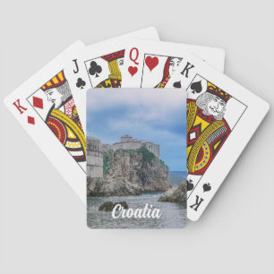 Festungsmauern, Felsküste und Meer in Kroatien Spielkarten