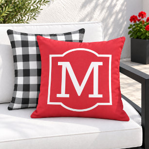 Fett gedrucktes rotes weißes Klammer-Monogramm Kissen