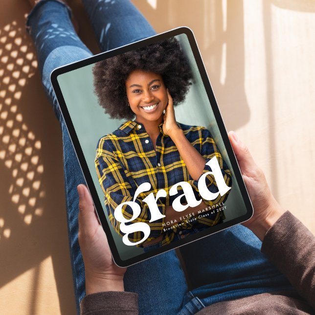 Fett grad einfache vertikale Foto Abschluss Ankündigung (Von Creator hochgeladen)