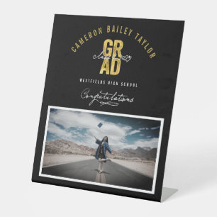 Fett-GRAD-Klasse der Foto-Graduationspartei 2024 Sockelschild