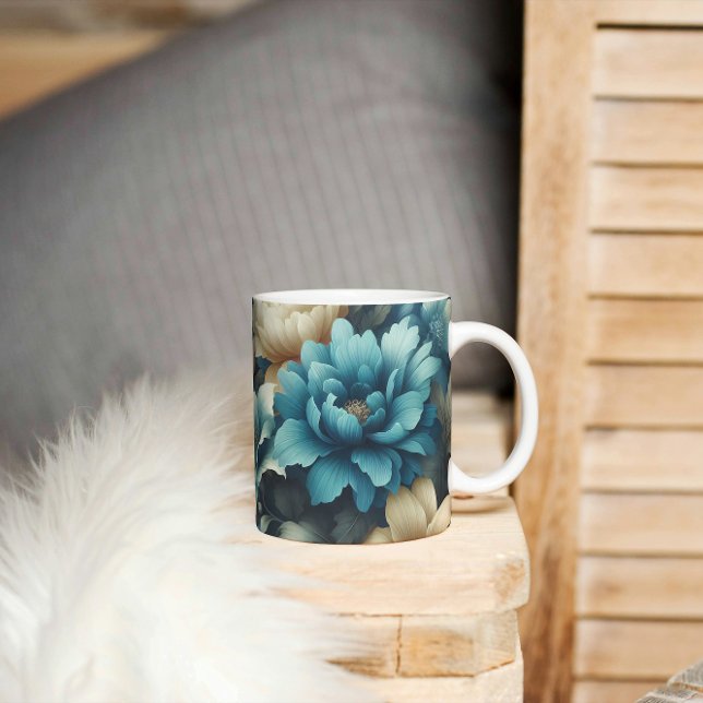 Fett in Blau und zarte Creme Florals Kaffeetasse (Von Creator hochgeladen)
