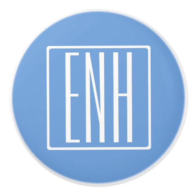 Fett Modern 3 Initialen Monogramm | Soft Blue Keramikknauf (Vorderseite)