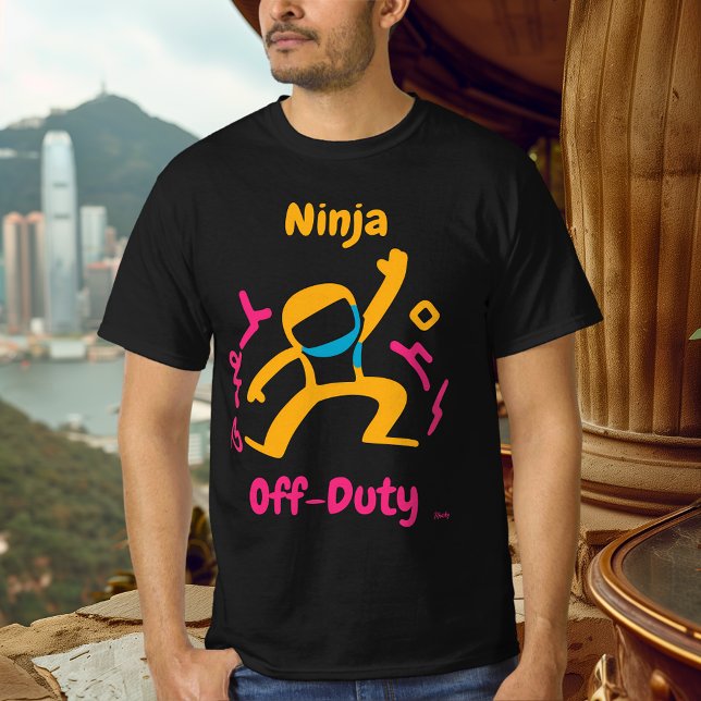 Fett Off-Duty Ninja Graphic Pop Art Neon Stil T-Shirt (Von Creator hochgeladen)