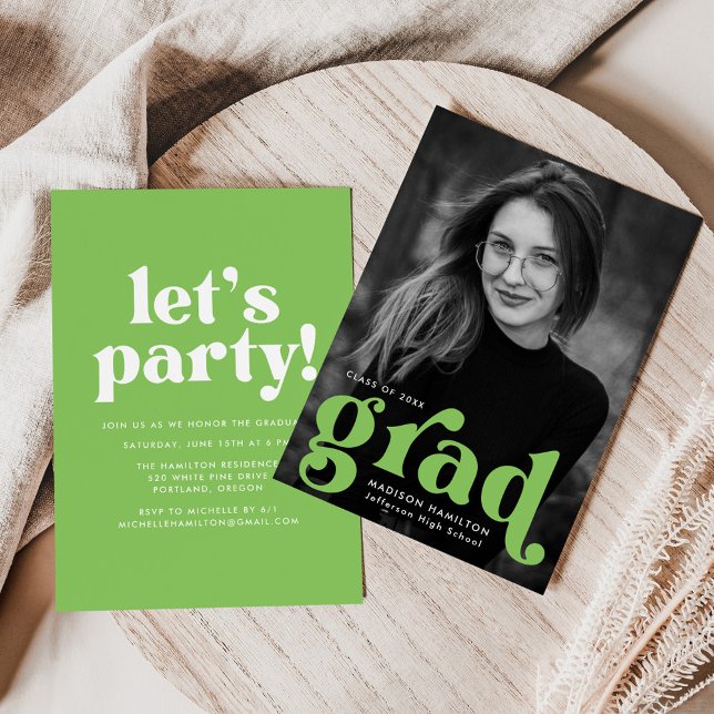 Fett Typografie Lime Green Foto Graduation Party Einladung (Von Creator hochgeladen)