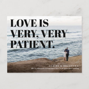 Fett-und freche typografische Hochzeit verschoben Ankündigungspostkarte