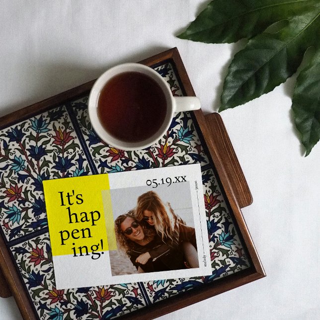 Fett und fröhlich Save the Date Fotokarte Einladung (Front of "It's Happening!" save the date)