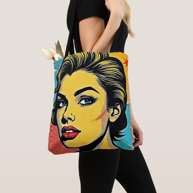 Fette Pop-Art-Frau definiert (Von Nahem)