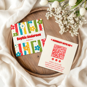 Fette Retro-Blumen-QR-Code mit roter Typografie Quadratische Visitenkarte