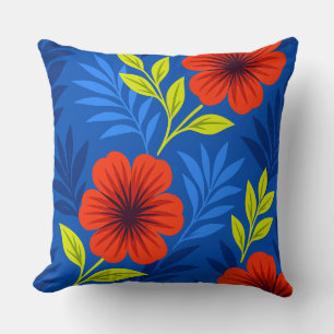 Fette Scharlachrote Blüten mit eleganten Blättern Kissen
