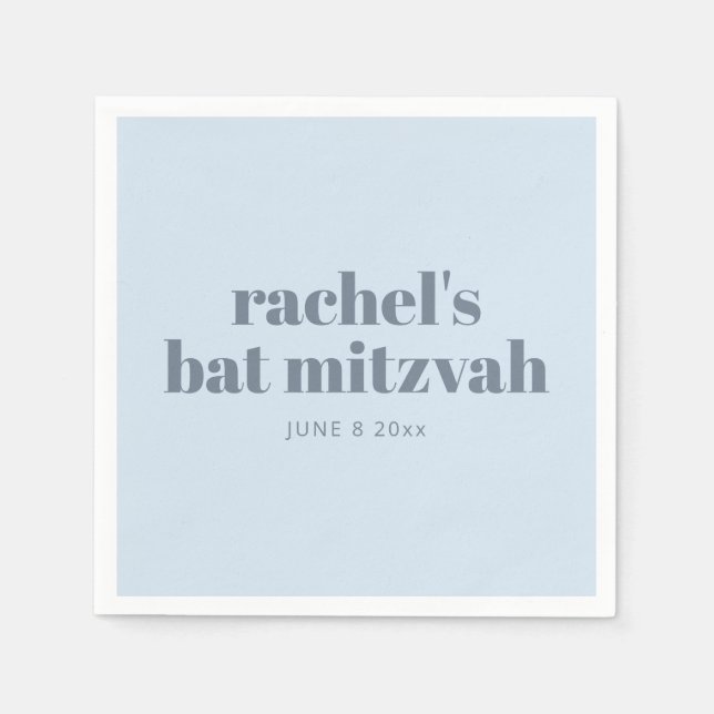 Fette Typografie Cool Soft Blau Bat Mitzvah Name Serviette (Vorderseite)