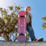 Fettformatierter Text rosa bis lila Gradient erhal Skateboard<br><div class="desc">Zeigen Sie Ihr Engagement für die Bekämpfung von Rassismus, Sexismus, Homophobie und Bigotterie und inspirier anderen, dasselbe mit einem "Resist & Persist"-Skateboard mit fett weißen Buchstaben auf rosa bis lila Gefälle zu tun. Um das politische Design Resist & Persist auf anderen Gegenständen zu sehen, klicken Sie auf den Link Rocklawn...</div>