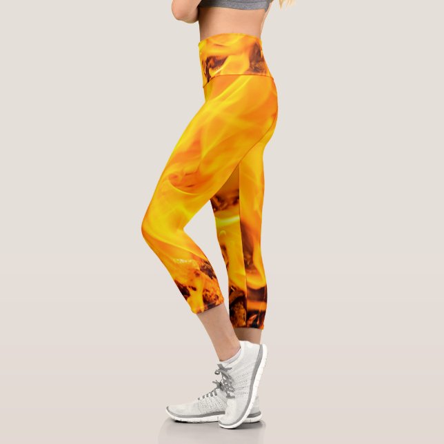 Feuer- und Flammenmuster Capri Leggings (Links)