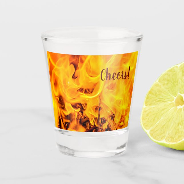 Feuer- und Flammenmuster Schnapsglas (Vorderseite)