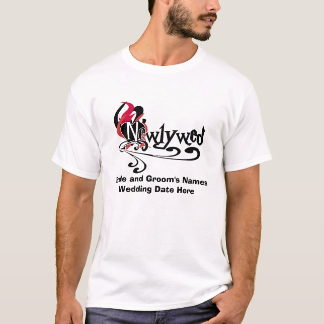 Feuerherz neu verheirateter individualisierbarer T T-Shirt (Vorderseite)