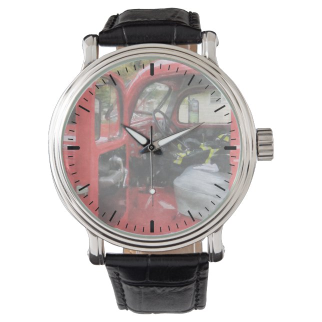 Feuerwehrfahrzeug mit einheitlicher Feuerwehr Armbanduhr (Vorderseite)