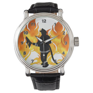 Feuerwehrleute fühlen die Hitze Armbanduhr