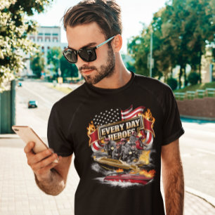 Feuerwehrleute kämpfen Boat Blaze T-Shirt