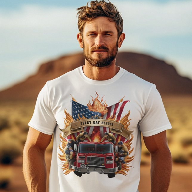 Feuerwehrleute unter der Flagge T-Shirt (Von Creator hochgeladen)