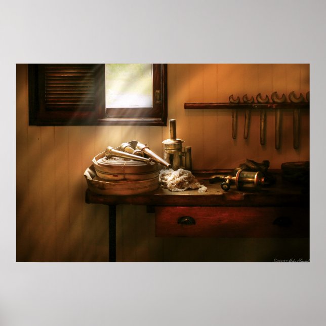 Feuerwehrmann - Der bescheidene Feuerschlauch Poster (Vorne)