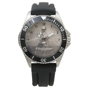 Feuerwehrmann, der die Linien arbeitet Armbanduhr